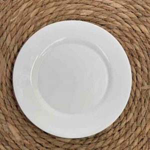 Petite assiette blanche
