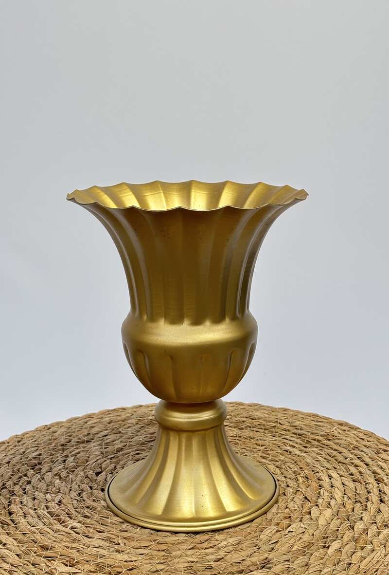 Vase Médicis doré
