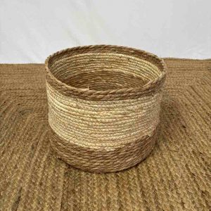 Panier en osier bicolore